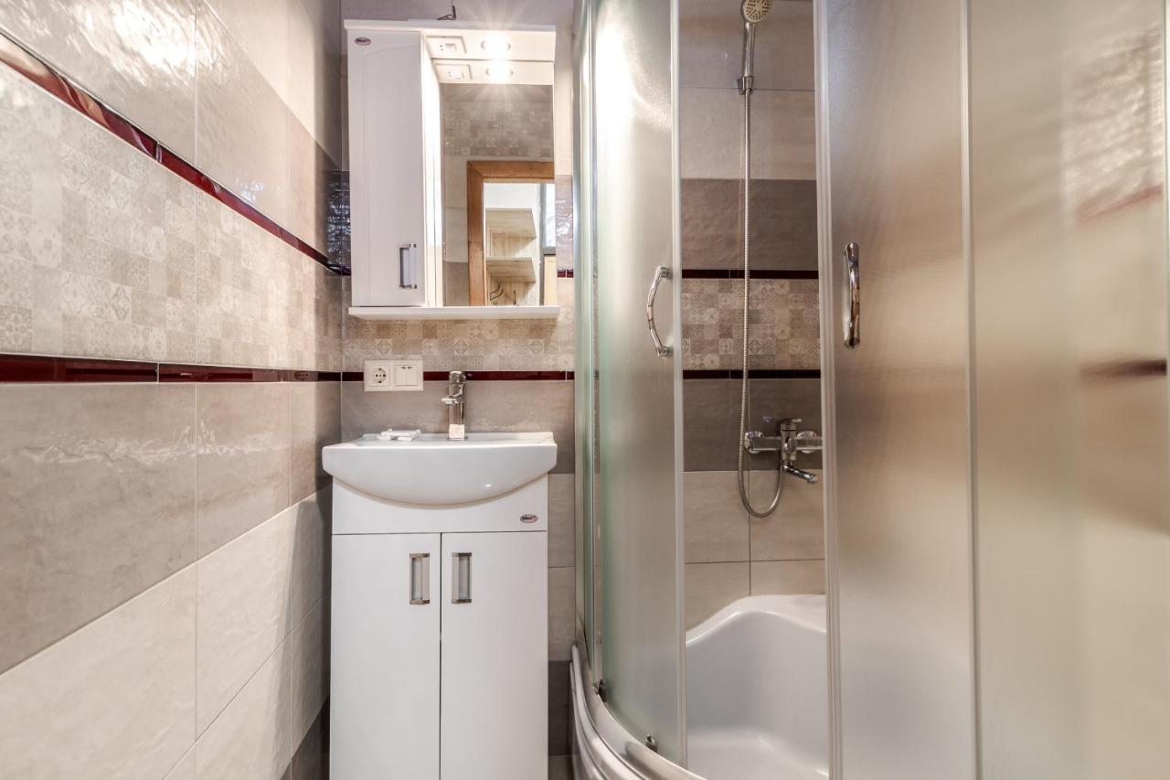 Akademika Hnatyuka Apartment Лвив Екстериор снимка